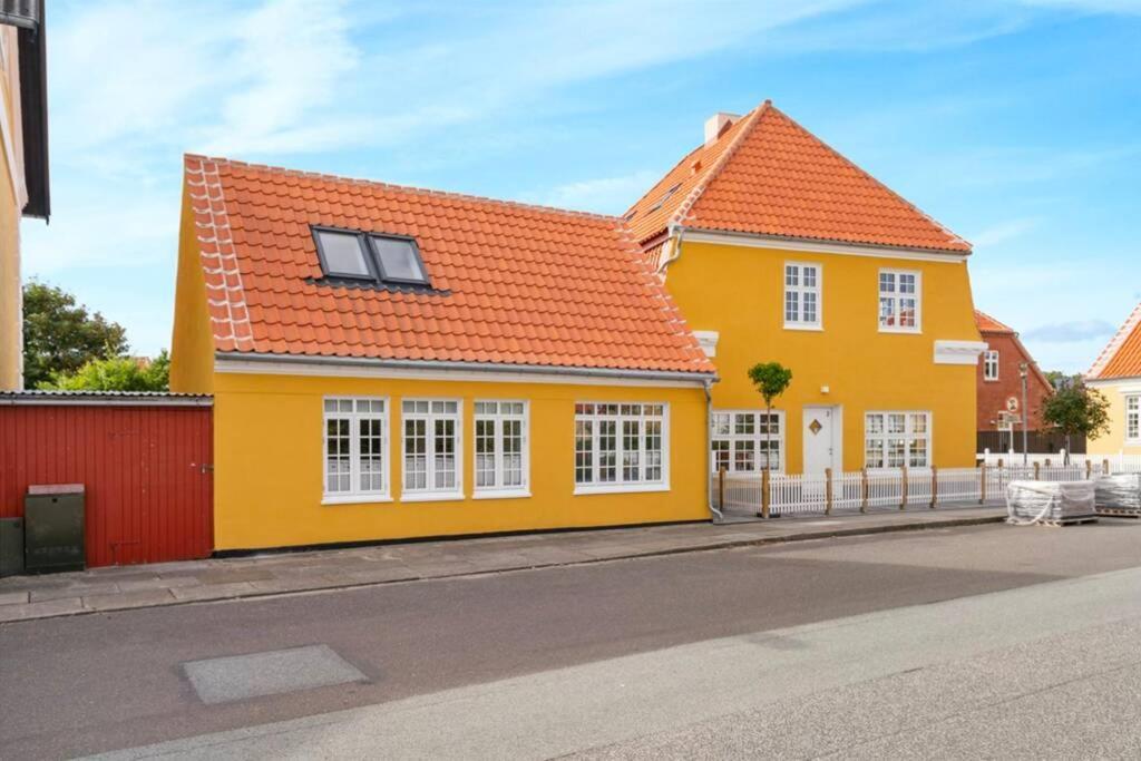 1 Skon Og Lyst Indrettet Feriehus I 斯卡恩 外观 照片